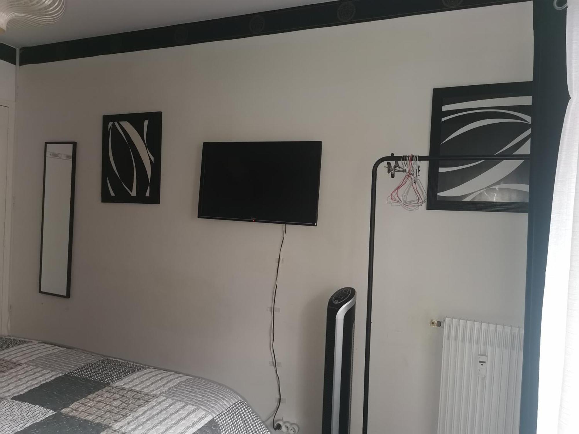Chambre Chez L'Habitant - Room In The Owner'S Apartment Νίκαια Εξωτερικό φωτογραφία